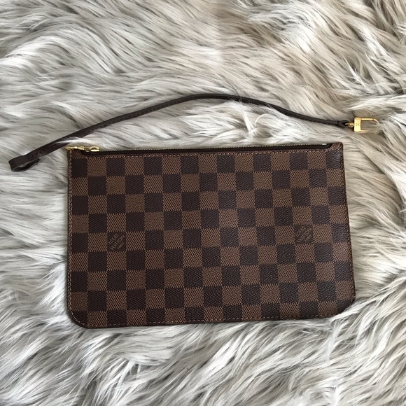Louis Vuitton NVF Pouch/Wristlet in Damier Ebene - Picture 4 of 8